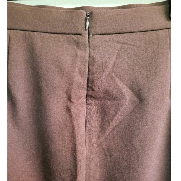 Briggs New York Pencil Skirt - Picture 5 of 8